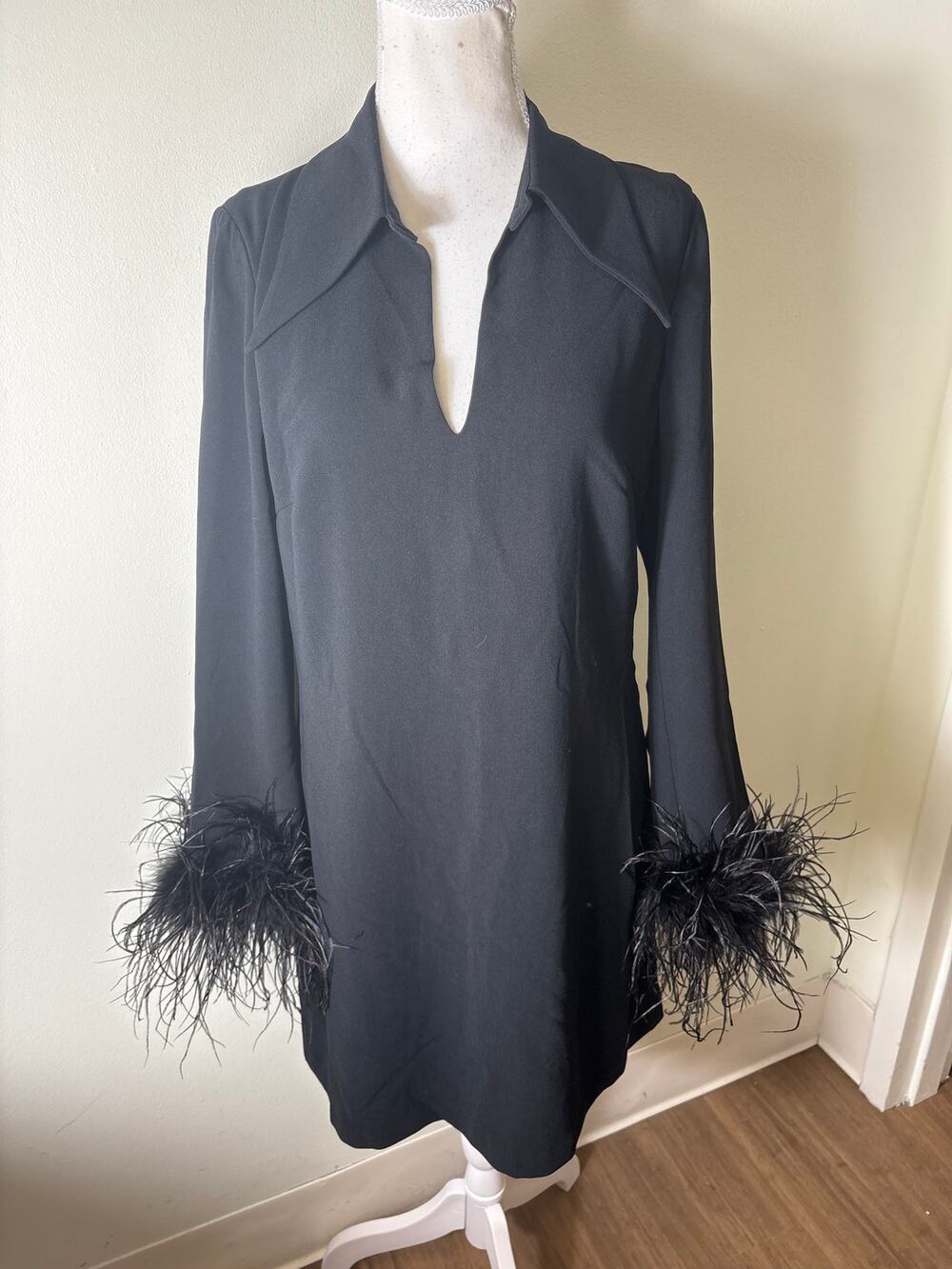 NWt Flora Bea Black Long Sleeve Knee Length  "Greyson" Dress Sz M